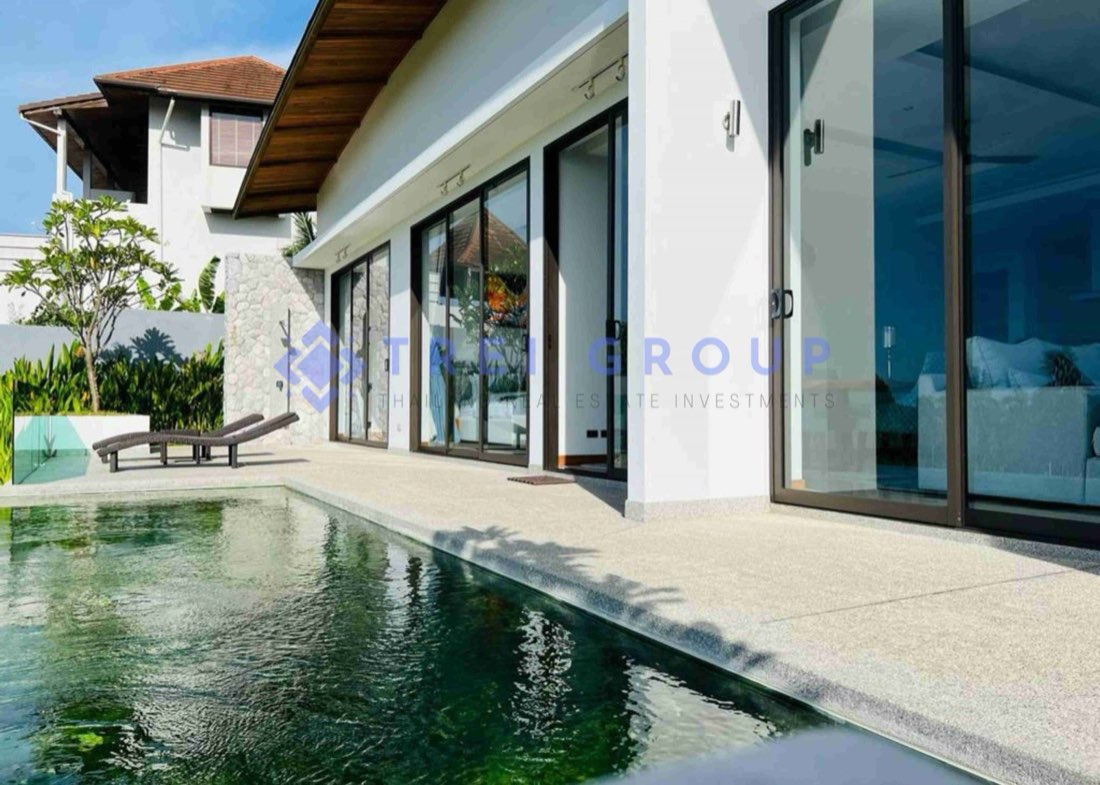 Luxurious Sea View Villa photo