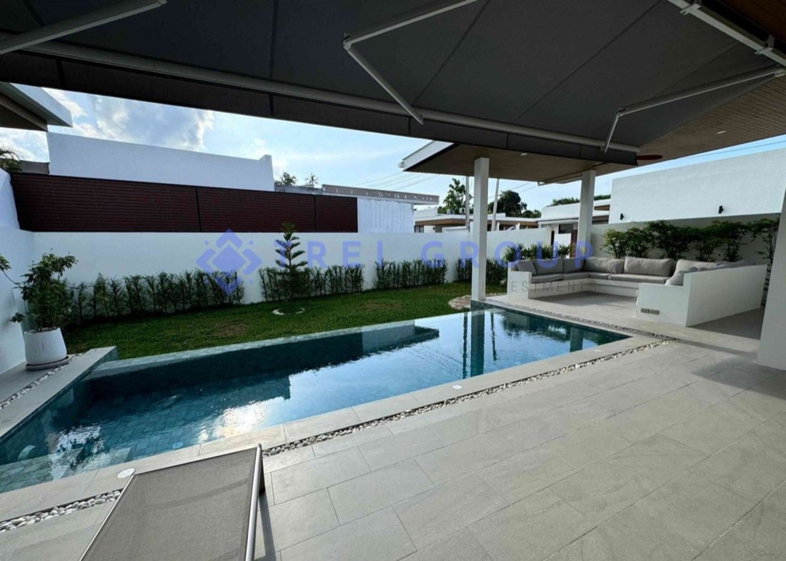 Tropical Villa In Prime Location photo