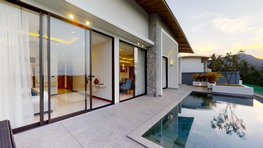 Luxurious Sea View Villa
