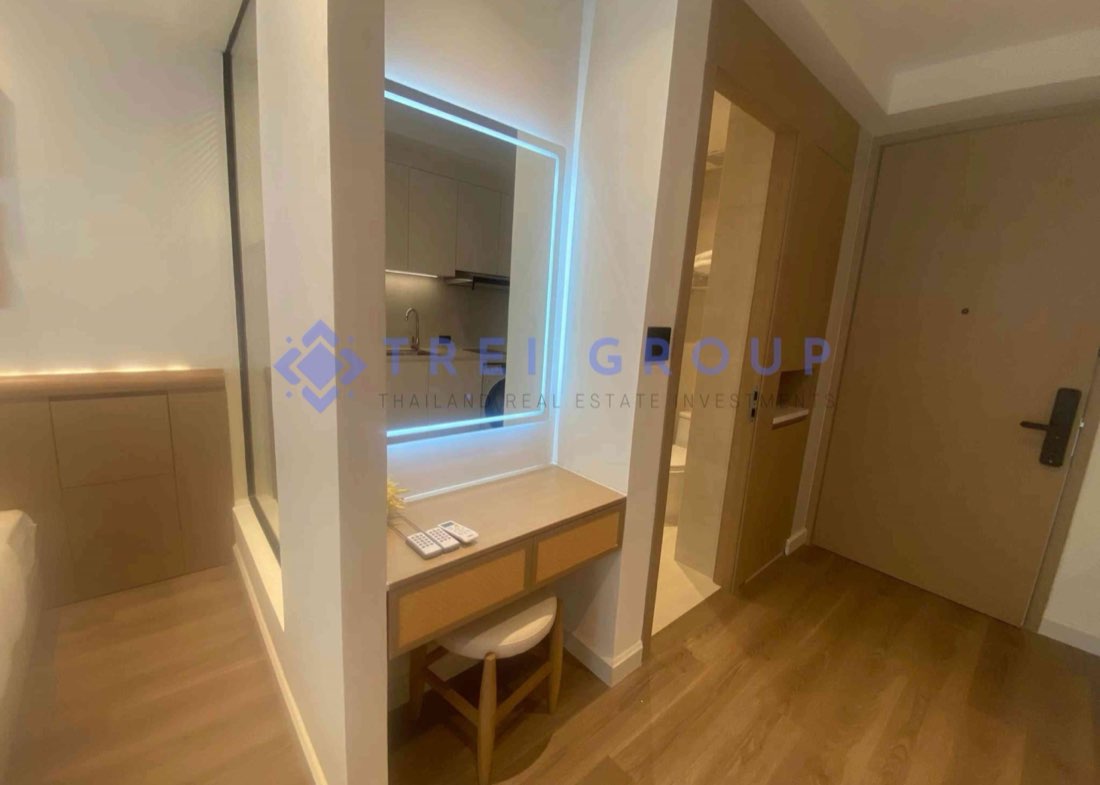 Luxurious Beach Side Condominium Project photo