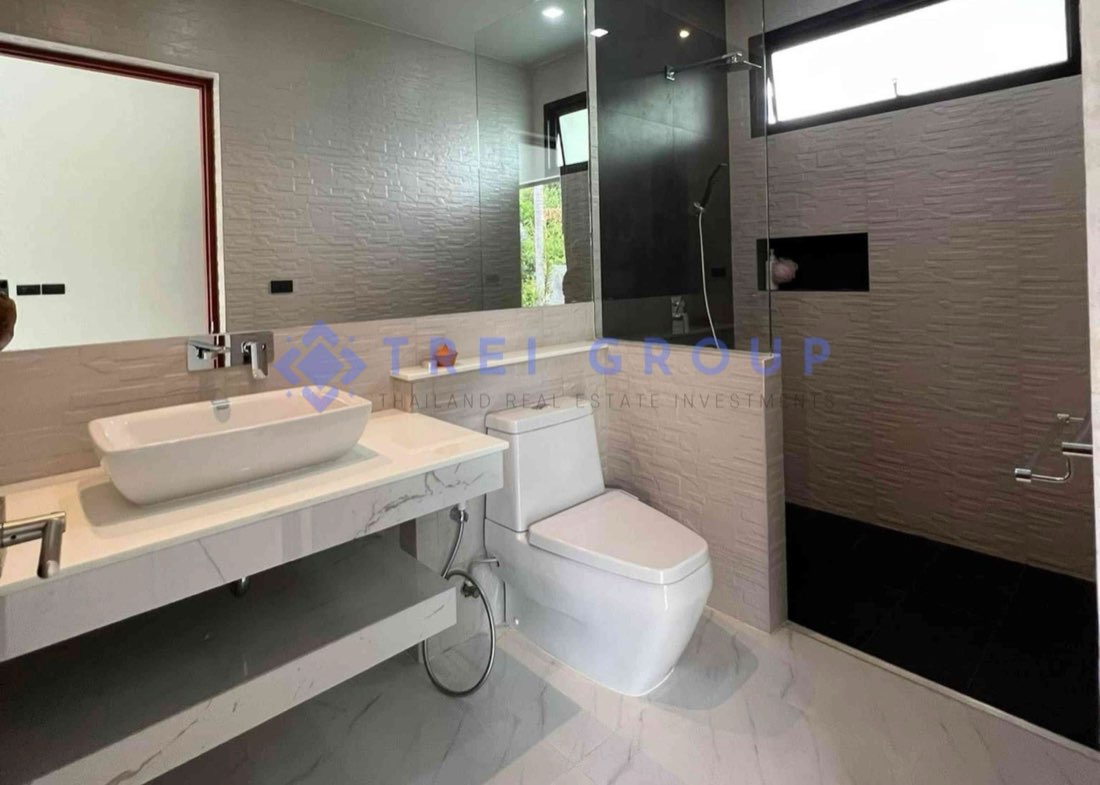 Family Villa For Sale At The Heart Of Lamai photo