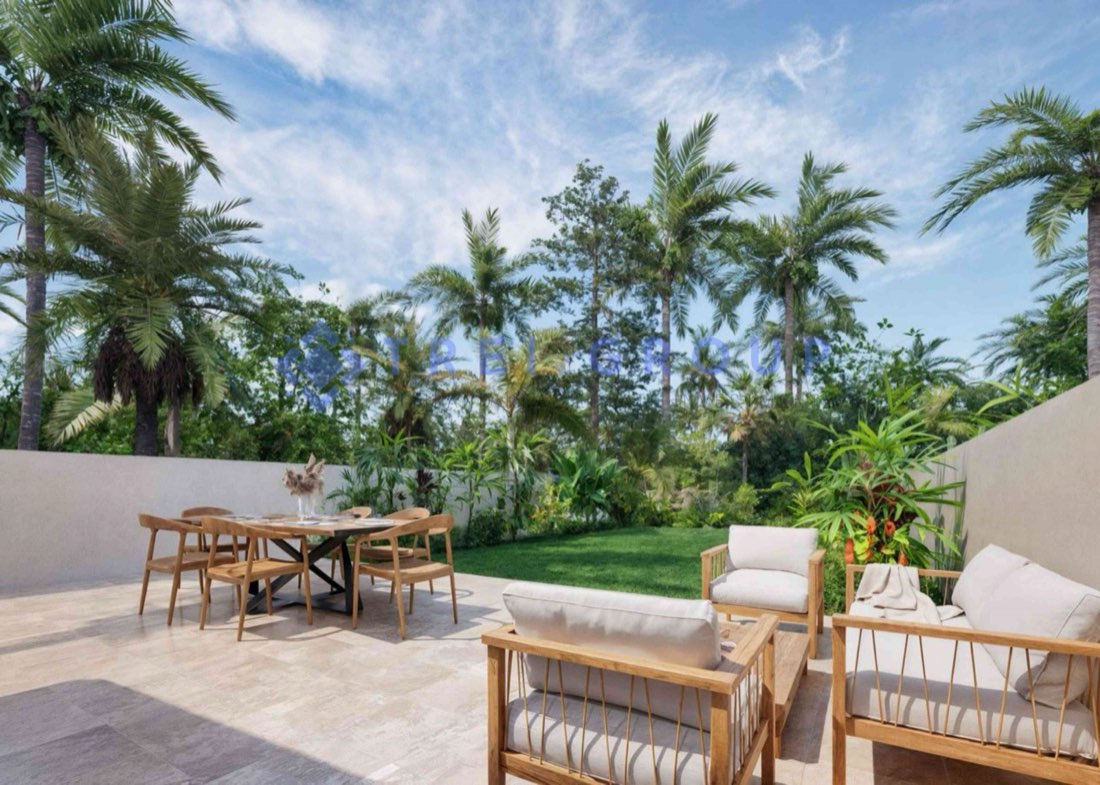 Tropical Living Complex In Maenam photo