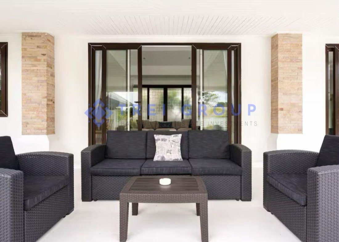Pool Villa Ready To Move In Prime Location photo
